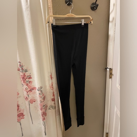 Skims Cotton Rib Legging CLASSIC SHADES: SOOT
Small NWT - Picture 5 of 7